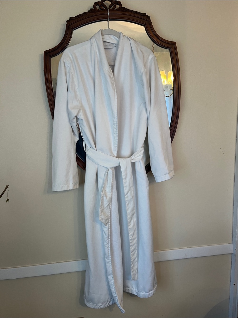 Restoration Hardware White Belted Robe Lined in Cotton Terry EUC, Spa Ready!